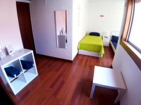 Room in Apartment - Theorynomadrooms Family Up One - Center Lisbon